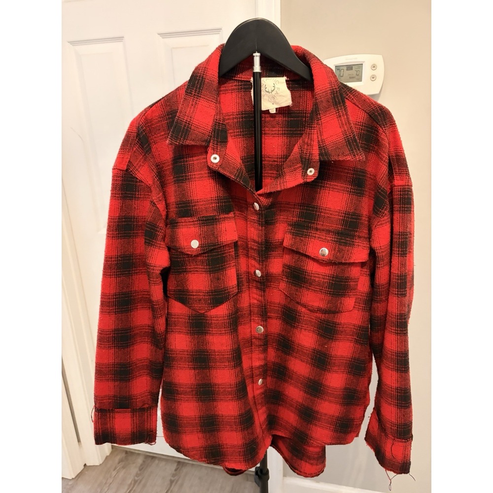 Fantastic Fawn Buffalo Plaid Flannel Shacket Red Black Fall Layer Transition Med